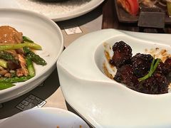 -穹六人间 people 6(岳阳路店)