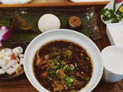 -乐领拈花溪·林涧食韵