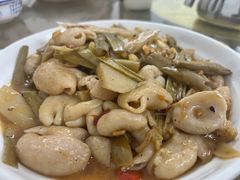 酸笋炒大肠-志和饮食店