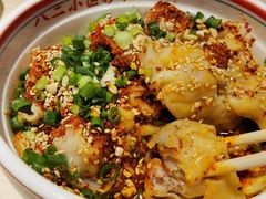 -八二小区抄手(龙湖上城天街店)