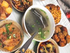 -董哥山城碗碗香(美专校街店)