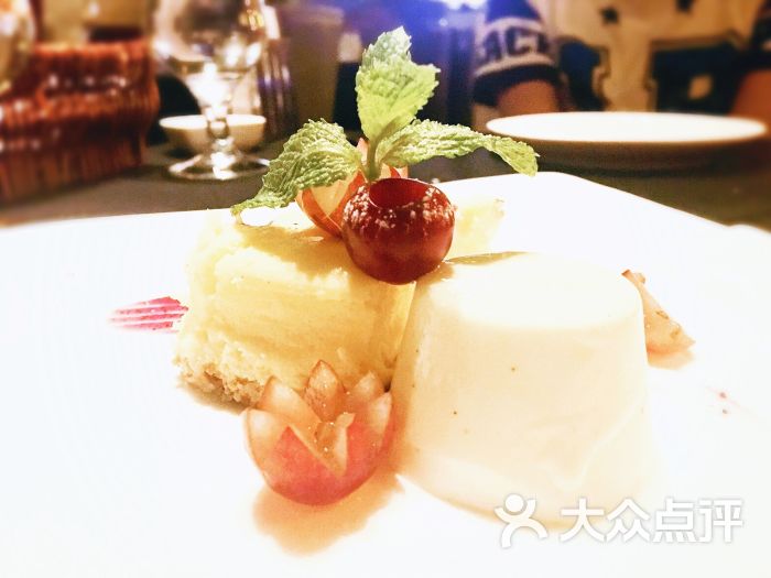 翡冷翠1835意大利餐厅蓝莓芝士蛋糕图片 - 第2547张