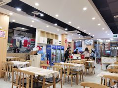 -江城燕子大排档(江汉路步行街店)