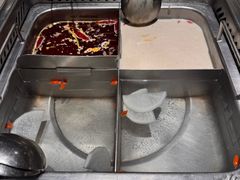 -海底捞火锅(武胜路凯德广场店)