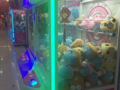 -港澳广场购物中心