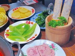 -萍姐火锅·公路夜市(武汉首店)
