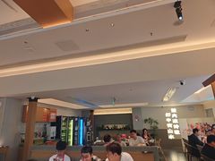 -肥肥虾庄·金牌油焖大虾(汉口城市广场店)