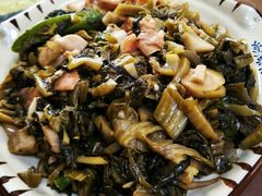 酸菜炒大肠-幽优农庄·森波拉特色本地农家菜