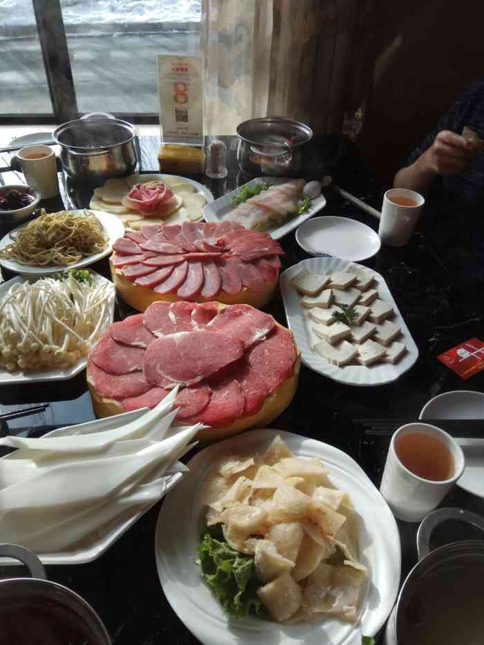 宣德火锅·清真-"这家店离市区有些远 那天去的时候正好是晚.