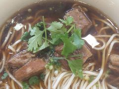 -易和通美国加州牛肉面大王(红旗街店)