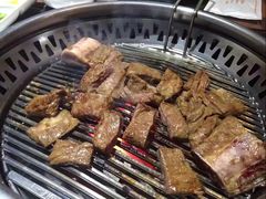 -草家酱蟹炭火烤肉店(珲春南路一店)