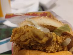 -麦当劳(虹梅路地铁站店)