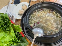 -濠轩阁特色生蚝火锅(水湾路店)