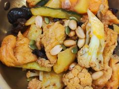 山城麻辣素香锅-轻蔬不用等·素食(江苏路店)