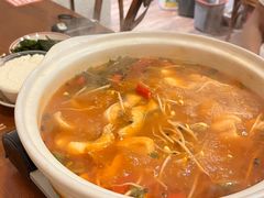 -猫爷的腔调·黔小馆(交大医学住宅区店)