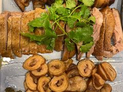 -唔止卤嘢·潮州府城菜(鹭江店)