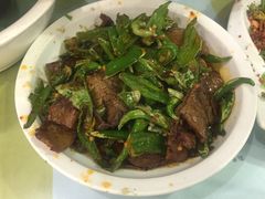 -曾牛肉