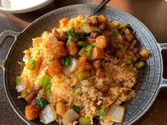 -曼听小寨海鲜烧烤·大连辣炒大王(盖州街店)