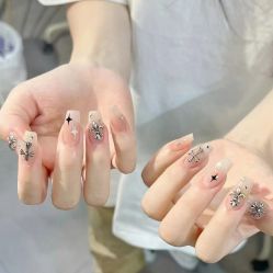 -芊冉•美甲美睫纹绣