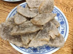 老北京炸灌肠-门框胡同百年卤煮(新街口店)