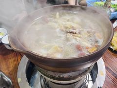 -威邵鸡煲(西华路总店)