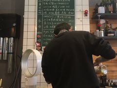 -Be Lived Cafe比例咖啡(摩天轮店)