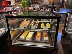 面包甜点陈列柜-广州富力君悦大酒店·凯菲厅