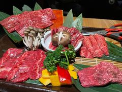 -炼火烤肉店
