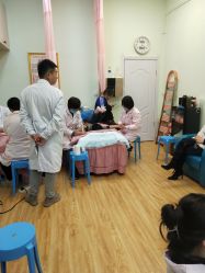 点击看大图 -孟奇鹏小儿推拿连锁(大学路升龙店)