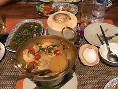-卷心菜和避孕套餐厅(Pattaya)