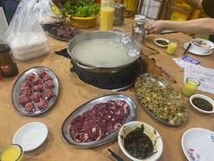 -五洞培记山庄·鲜牛肉火锅