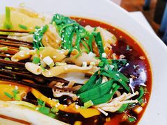 -嘉州叶婆婆钵钵鸡(建设路店)