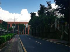 -广州市芳村工人文化宫体育场