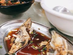 -红月湾海鲜饭店•沙滩海景(双月湾店)