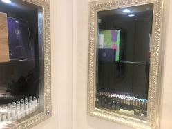 -孔雀手美甲美睫护理