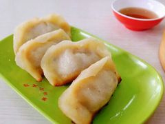 -珊珊小笼馆(仙霞路店)