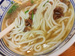 十年经典牛肉米粉-鑫花溪牛肉米粉(凤凰街创始总店)