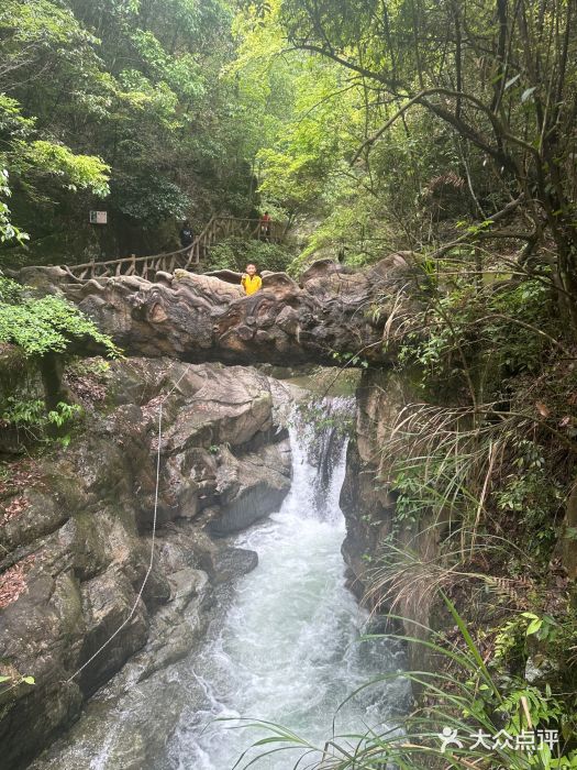 篁岭石门峡图片