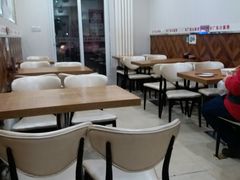 大堂-广东小美食(果戈里大街店)