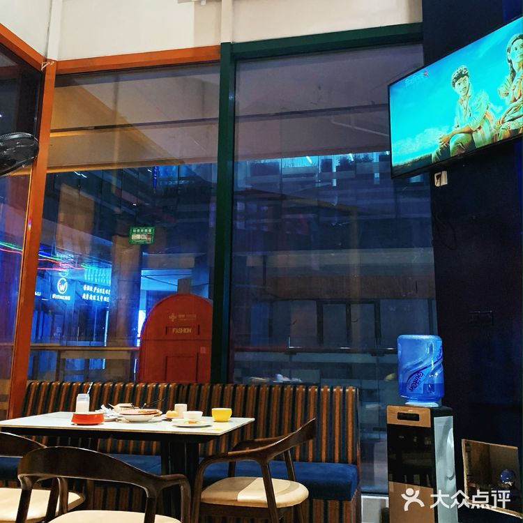 谁来干了这碗🟢饱和度超高的🟢绿汤🤣‼️