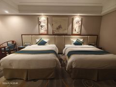 -南宁凤凰宾馆(火车站地铁站店)