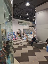 -MINI MARS 脚下的城市乐园·餐饮·派对(静安江宁店)