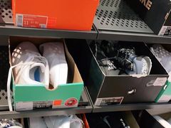 -NIKE上海青浦优选体验店