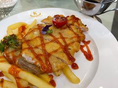 -起士林西餐厅(东经路店)
