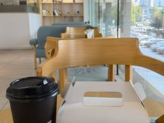 -焙丽拾光(麦凯乐直营店)