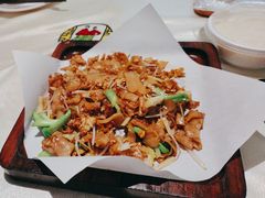 -山顶沙河粉-粤菜馆(凯旋店)