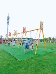 -季高兔窝窝亲子园(上海薰衣草公园店)