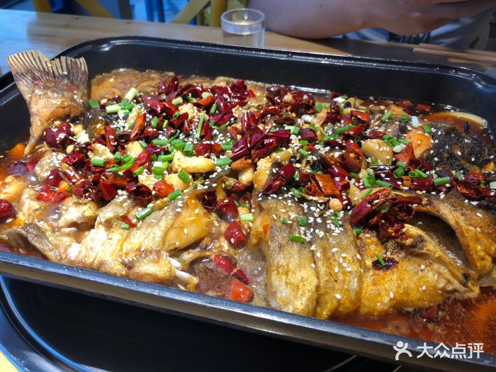 小小河边鱼(仙林店)清江鱼烤盘图片 - 第2张