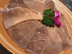 -尚尚仙·酸汤猪手·猪肚鸡火锅(华联万柳购物中心店)