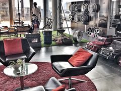 -长春华星行奔驰4S店(电影城店)